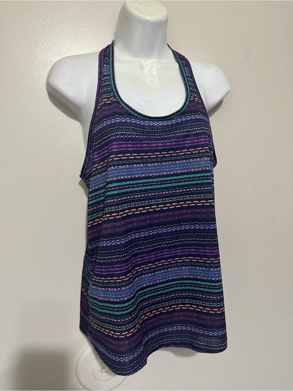 Old Navy Active Go‑Dry Multicolor Patterned Tank Top Size S Workout Style